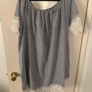 Off shoulder summer dress with lace